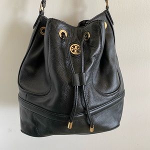 Tory Burch bucket crossbody bag